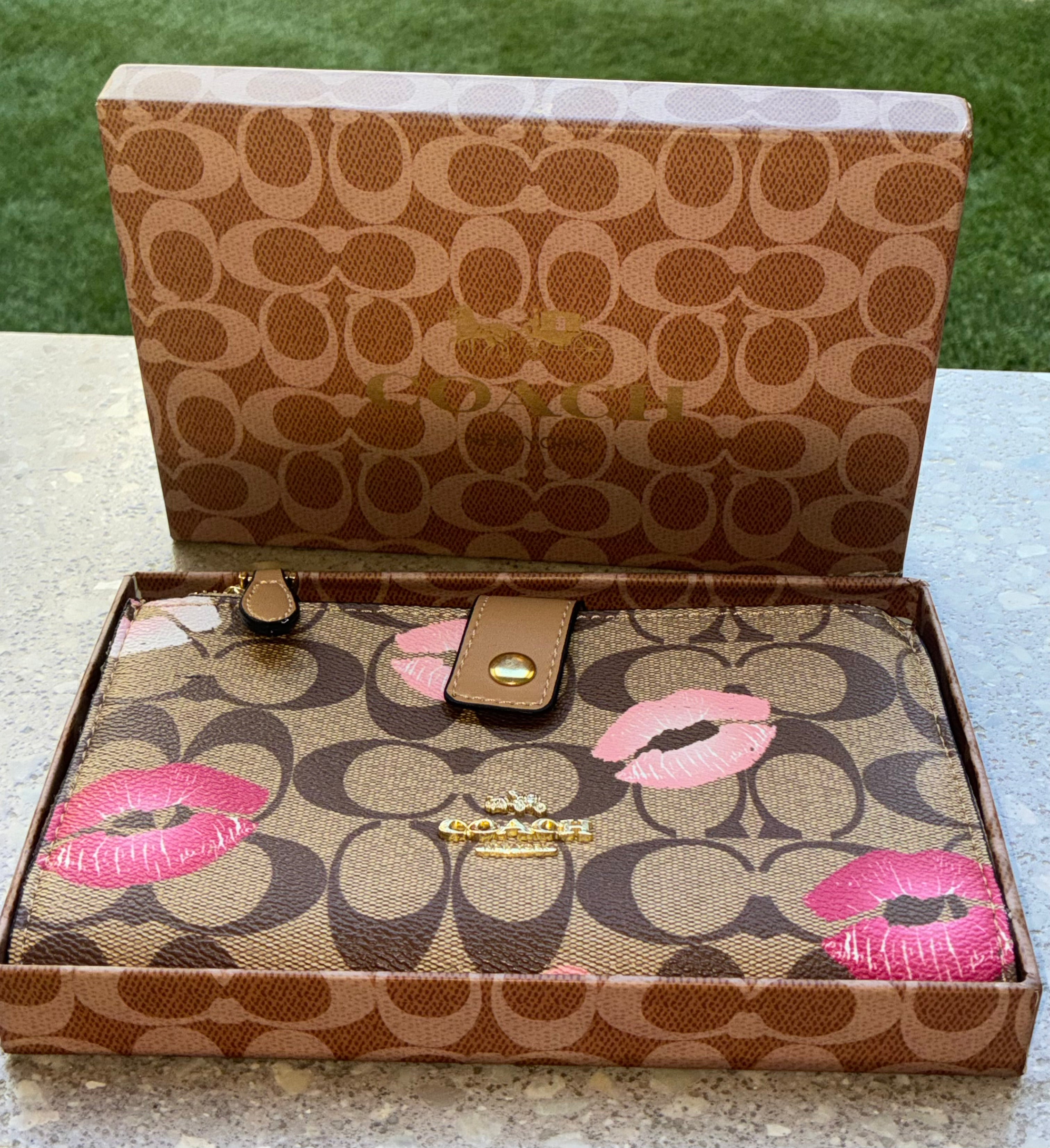 COACh Wristlet Clutch Wallet