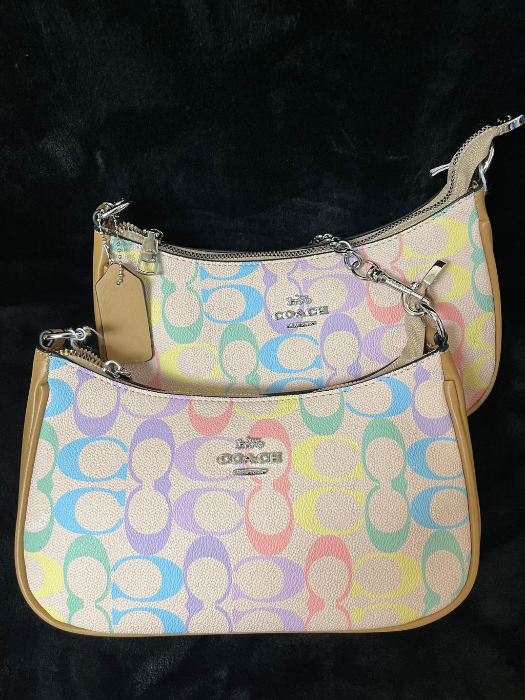 COACH Shoulder Bag (rainbow)
